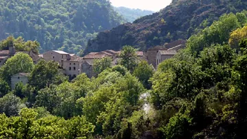Le village de Randol, restauré par les moines