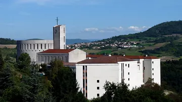 L'abbaye bénédictine de Randol