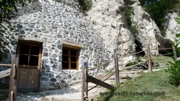 Le village de Monton