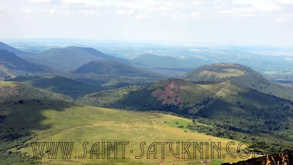 La Chaîne des Puys depuis le puy de Dôme