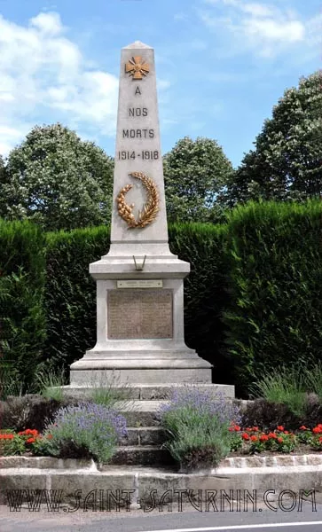 Le monument aux morts de Saint-Saturnin aujourd'hui