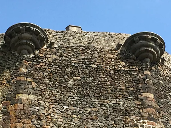 Le château fort de Murol