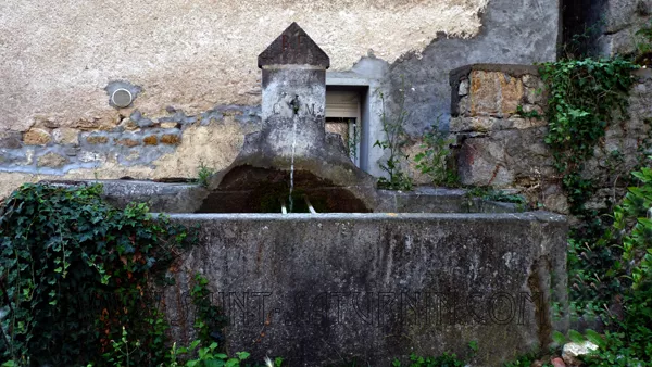 La fontaine Cellier à Chadrat