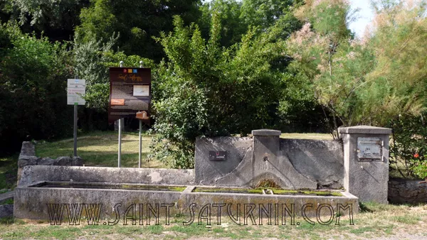 La fontaine de la Gazenne à Chadrat