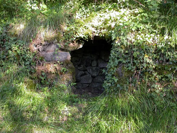 Voûte par encorbellement d'une cabane en pierre sèche