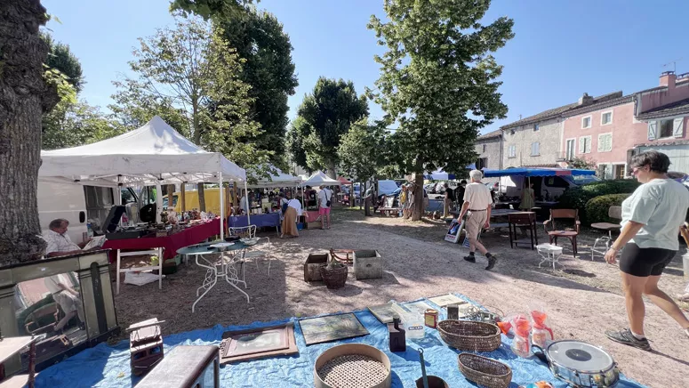 Objets vintage à chiner à Saint-Saturnin