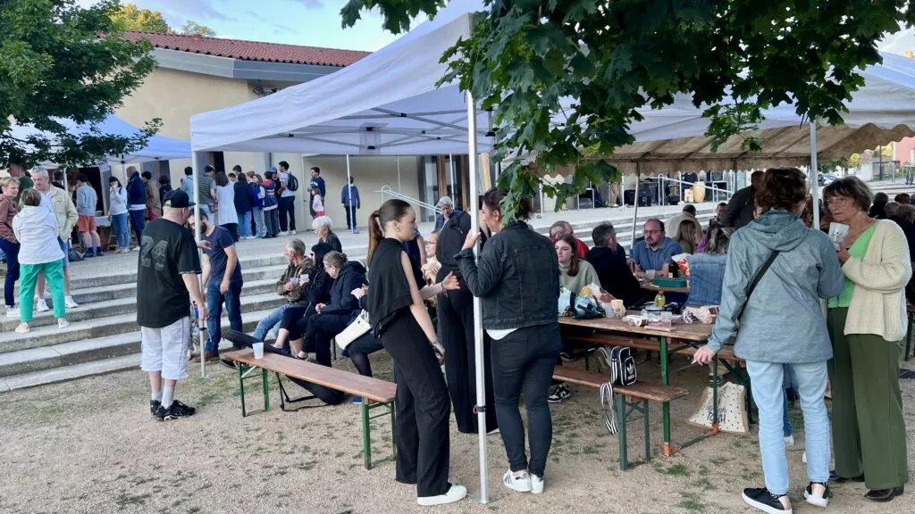 Concert en plein air à Saint-Saturnin