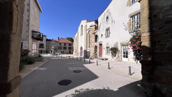 Plauzat, bourg de la petite Limagne