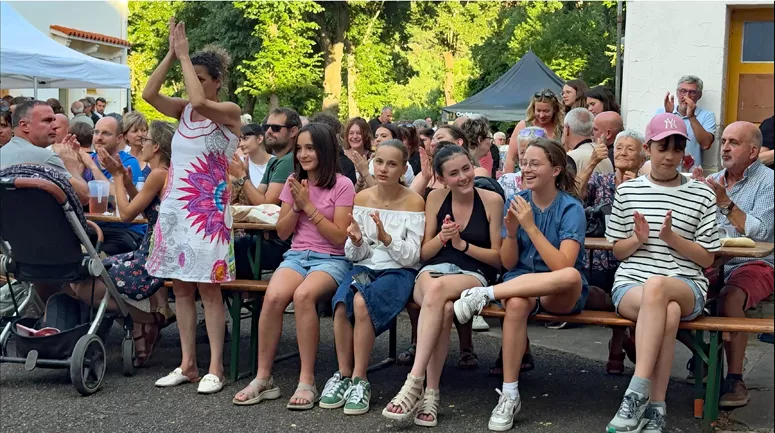 Le public de la Fête de la Musique à Saint-Saturnin