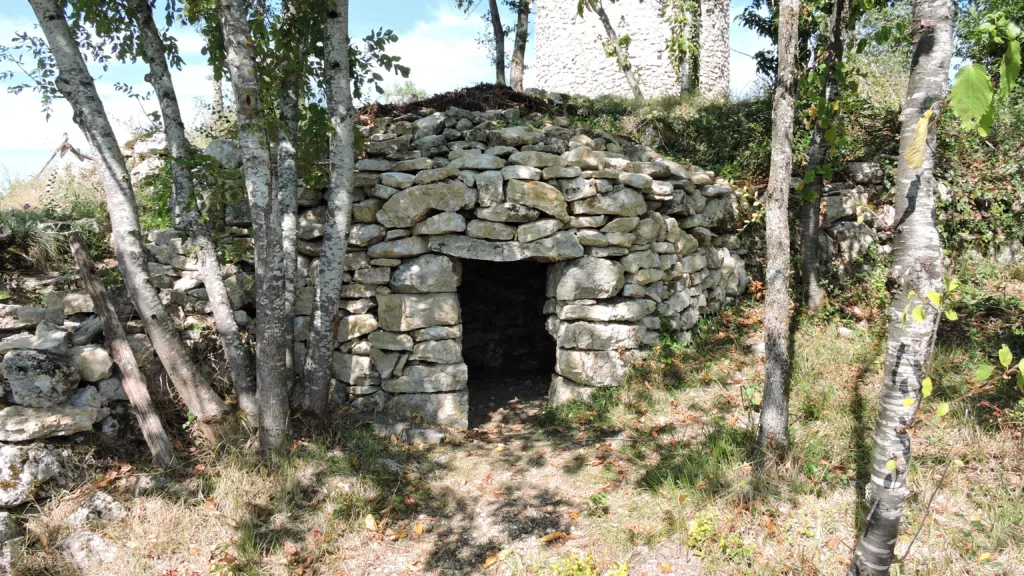 Panneau du sentier de découverte de Montépo